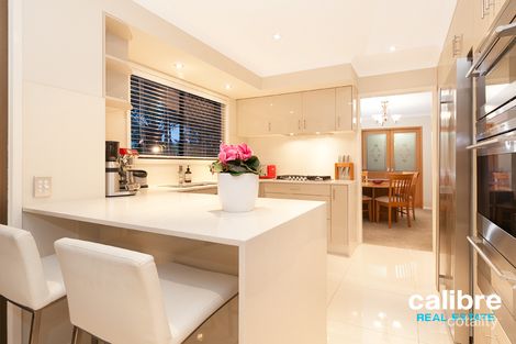 Property photo of 8 Photinia Place Bellbowrie QLD 4070