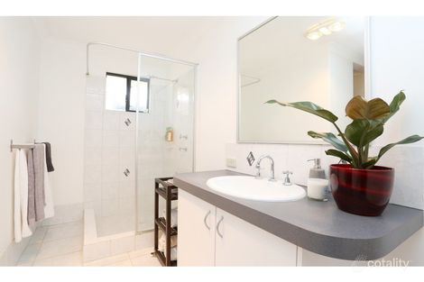 Property photo of 37 Hillwater Promenade Bennett Springs WA 6063