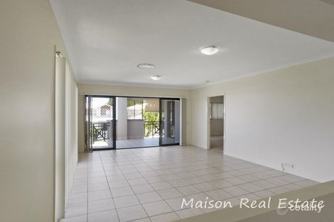 Property photo of 11 Greenway Circuit Mount Ommaney QLD 4074