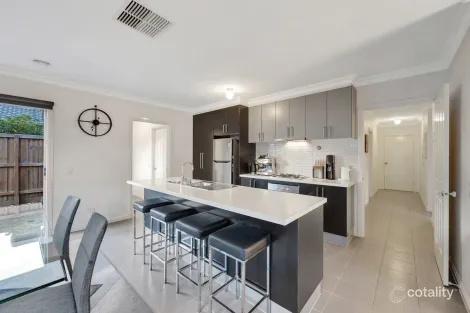 Property photo of 1/3 Bunya Place Werribee VIC 3030