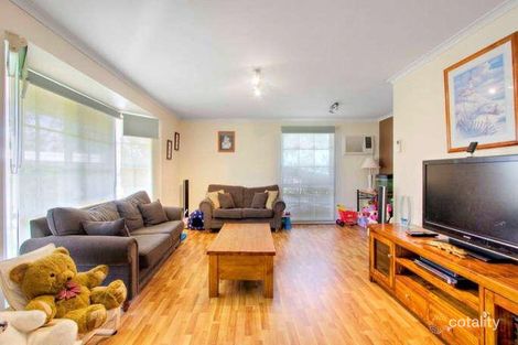 Property photo of 11 Briar Hurst Avenue Dandenong North VIC 3175