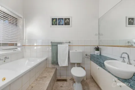 Property photo of 2/182 Reserve Road Beaumaris VIC 3193