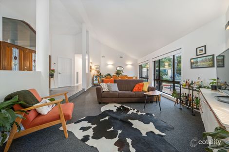 Property photo of 13 Towers Place Gordon ACT 2906