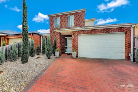 Property photo of 33 Wisla Circuit Roxburgh Park VIC 3064