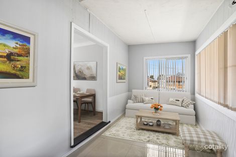 Property photo of 21 Oxlade Street Warrawong NSW 2502