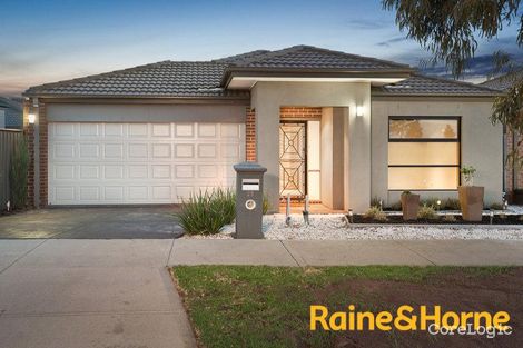 Property photo of 23 Autumn Fields Drive Cranbourne North VIC 3977