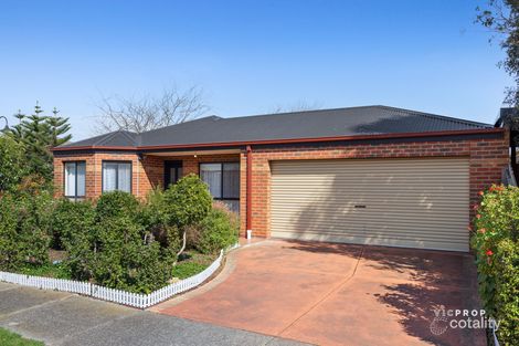 Property photo of 16 Hanna Street Point Cook VIC 3030