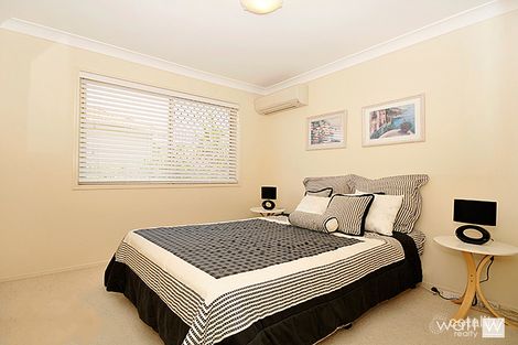 Property photo of 48 Dicaprio Circuit Bridgeman Downs QLD 4035