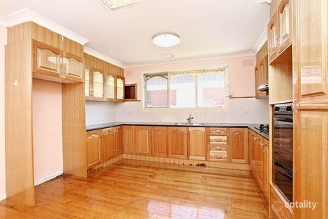 Property photo of 37 Glinden Avenue Ardeer VIC 3022