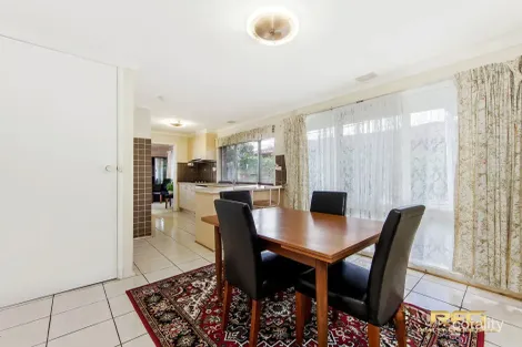 Property photo of 24 Wintersun Drive Albanvale VIC 3021