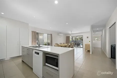 Property photo of 60 Iris Road Kirkwood QLD 4680