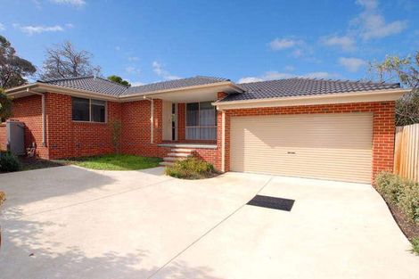 2/9 Imperial Ave, Bayswater, VIC 3153