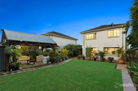 Property photo of 9 Kensington Place Mardi NSW 2259