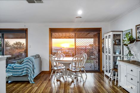 Property photo of 16 Deane Avenue Noarlunga Downs SA 5168