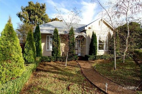 38 Racecourse Rd, Riddells Creek, VIC 3431