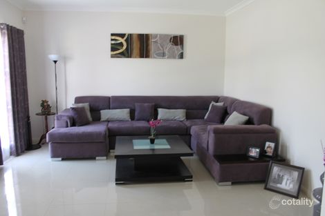 Property photo of 18 Creswick Drive Wollert VIC 3750