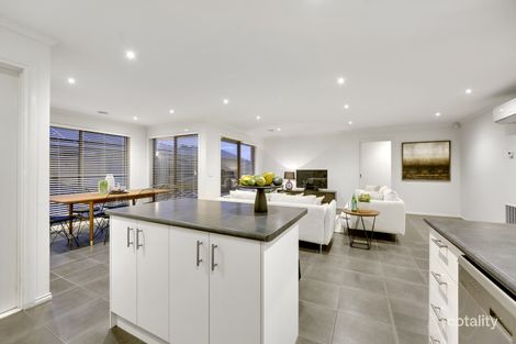 Property photo of 8 Rhone Grove Skye VIC 3977