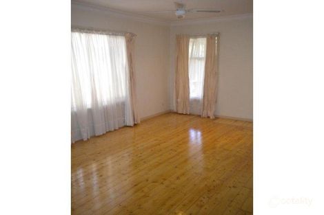 Property photo of 61 Amaroo Street Chadstone VIC 3148