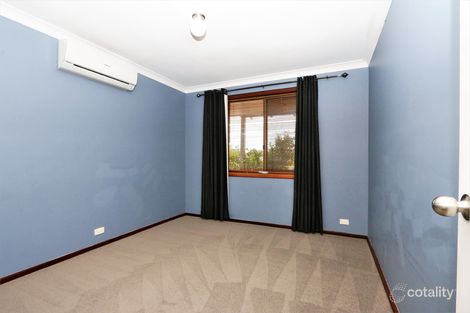 Property photo of 4 Warwick Place Usher WA 6230