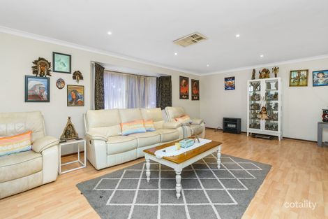 Property photo of 31 Ravenscroft Way Kelmscott WA 6111