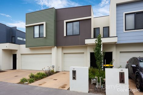 Property photo of 41 Hardy Loop Keysborough VIC 3173
