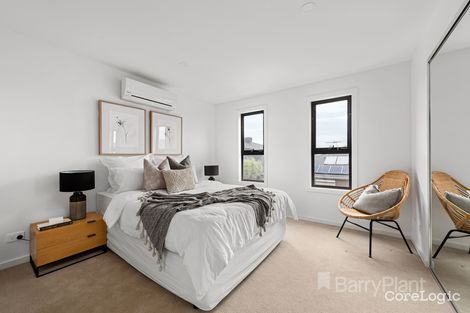 Property photo of 41 Hardy Loop Keysborough VIC 3173