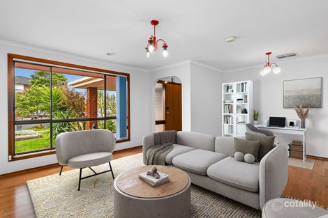 Property photo of 23 Featherby Way Altona Meadows VIC 3028