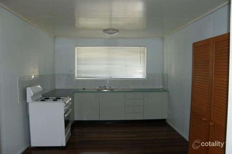 Property photo of 58 Naomai Street Bundamba QLD 4304