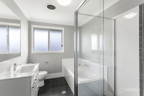 Property photo of 4 Orchard Close Gillieston Heights NSW 2321