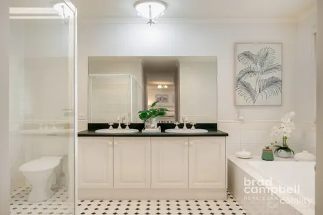 Property photo of 2 Wallis Link Kialla VIC 3631