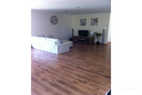 Property photo of 5 Eiffel Circuit Tapping WA 6065
