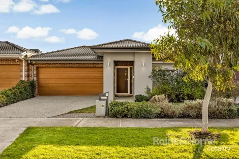 6 COBBLEFIELD ST, AINTREE, VIC 3336