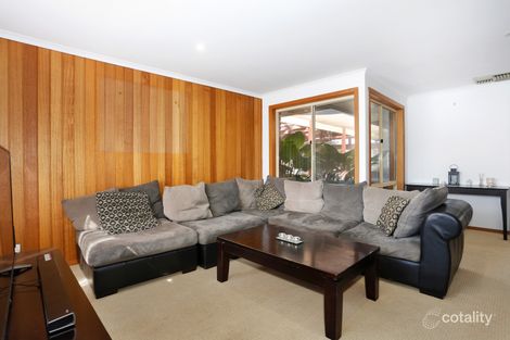 Property photo of 68 Yarcombe Crescent Craigieburn VIC 3064