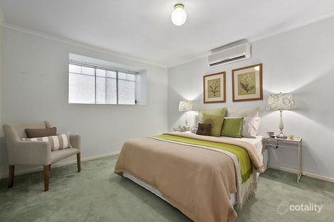 Property photo of 4/10 Chivers Avenue Glen Waverley VIC 3150