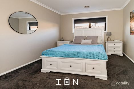 Property photo of 14 Queensberry Street Cranbourne West VIC 3977
