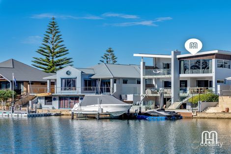 16 VOYAGER CL, WANNANUP, WA 6210