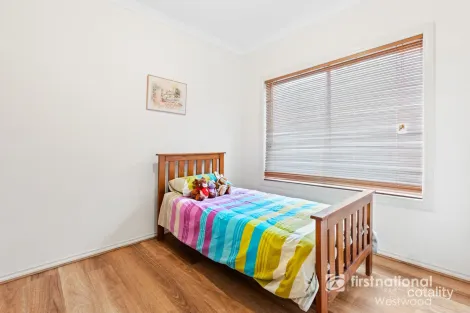 Property photo of 9 Emu Court Werribee VIC 3030