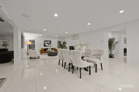 Property photo of 11 Rush Drive Augustine Heights QLD 4300