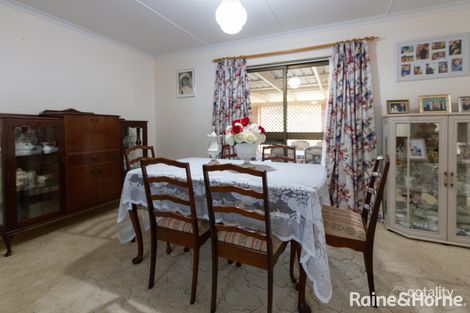 Property photo of 3 Glen Court Kepnock QLD 4670