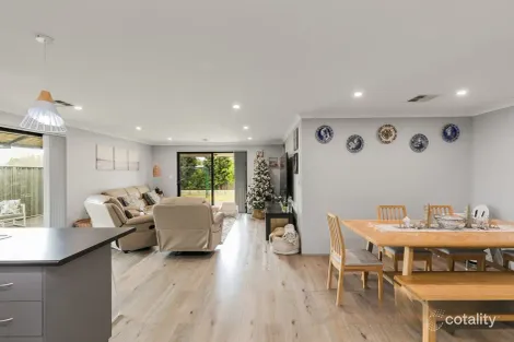 Property photo of 147 Dalrymple Drive Leda WA 6170