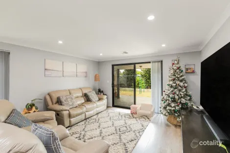 Property photo of 147 Dalrymple Drive Leda WA 6170