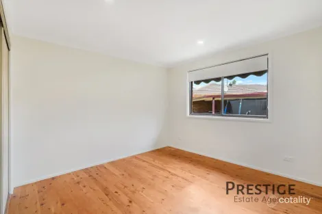 Property photo of 7 Ash Close Bossley Park NSW 2176