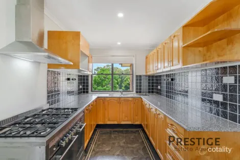 Property photo of 7 Ash Close Bossley Park NSW 2176