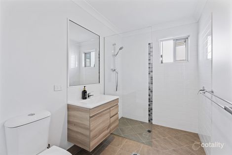 Property photo of 37/1 Links Court Urraween QLD 4655
