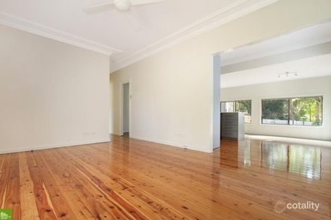 Property photo of 28 Cummins Street Unanderra NSW 2526