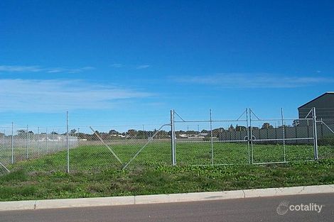 35 Bradford St, Wonthella, WA 6530