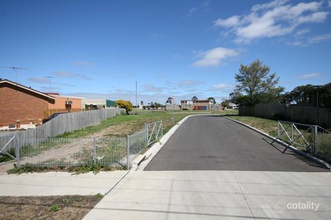 39 Hibiscus Cres, Newcomb, VIC 3219