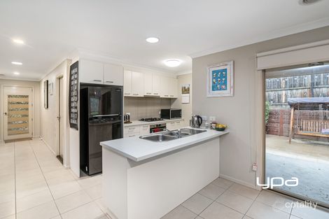Property photo of 14 Langport Crescent Sunbury VIC 3429