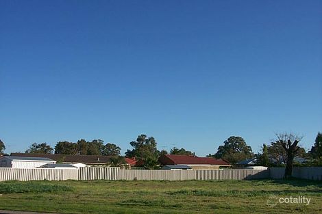 4 Priory Way, Greenfields, WA 6210