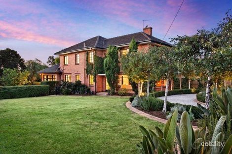 Property photo of 734 Hawthorn Road Brighton East VIC 3187